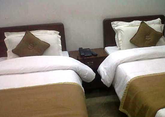 Om Palace Hotel New Delhi Exterior photo